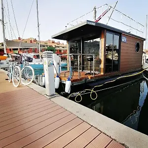 La Maison Bateau Sotogrande Botel San Roque (Andalucia)