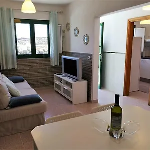 Isamar Playa Apartment Orzola